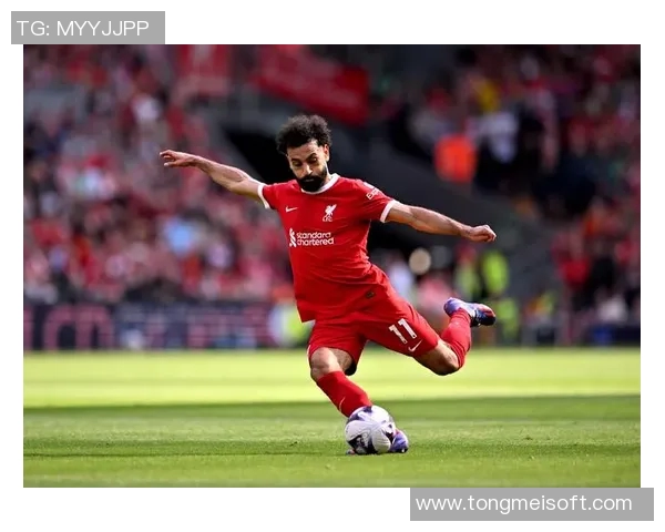 利物浦主场迎战亚特兰大期待精彩对决两队实力较量引发球迷热情